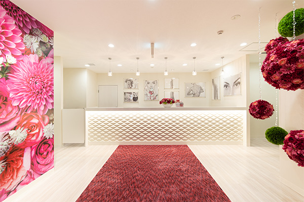 東京中央美容外科池袋院様